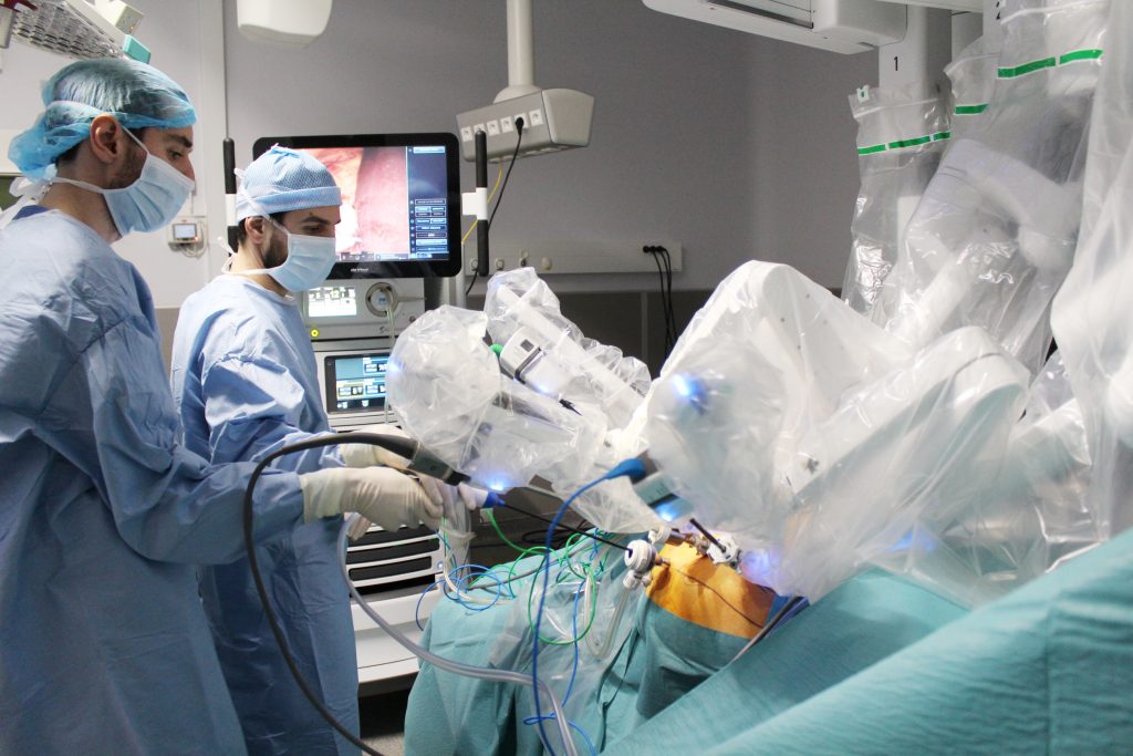 robot chirurgical Bichat innovation